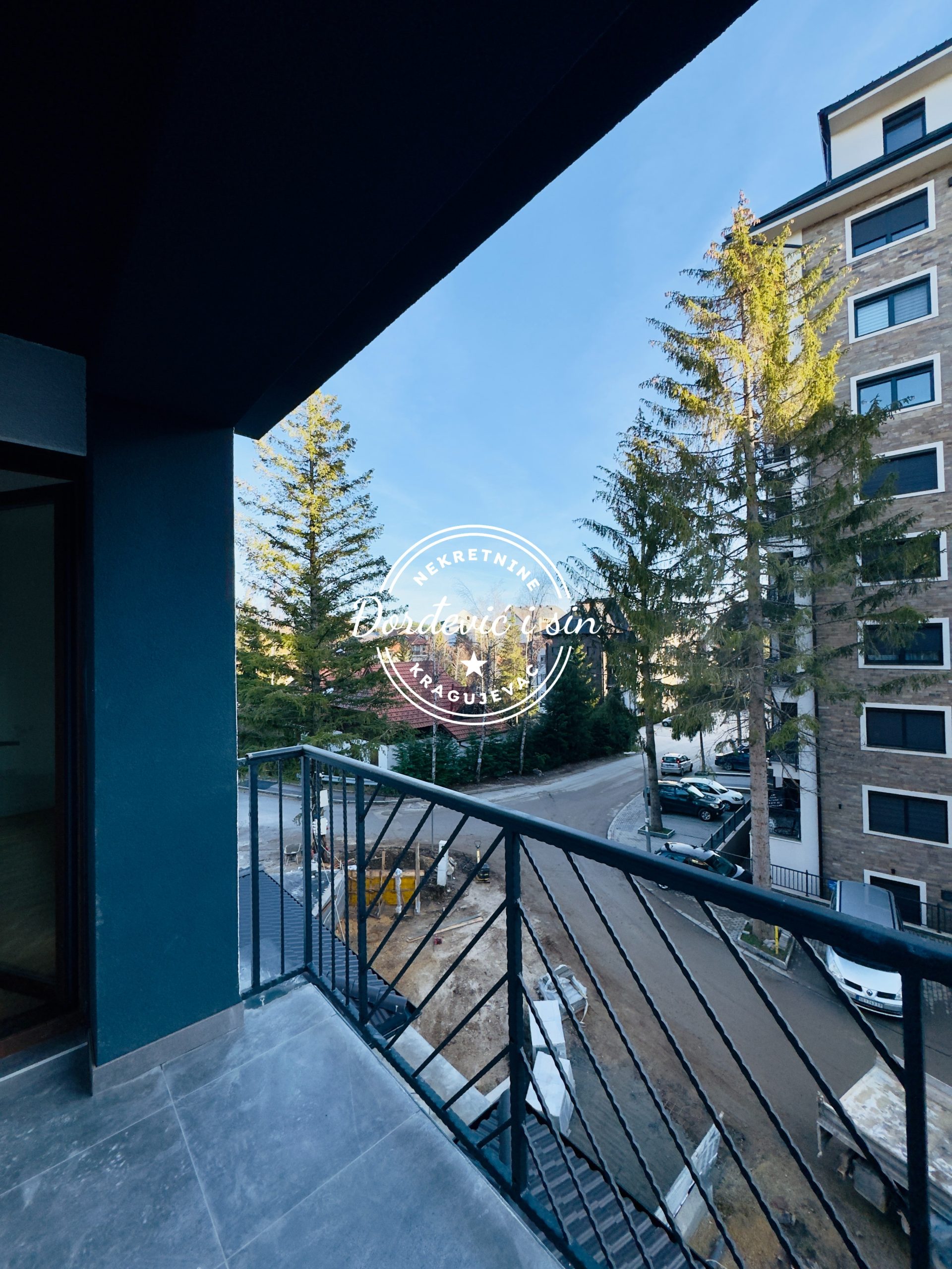 prodaja stanova apartmana zlatibor novogradnja nekretnine djordjevic i sin 08