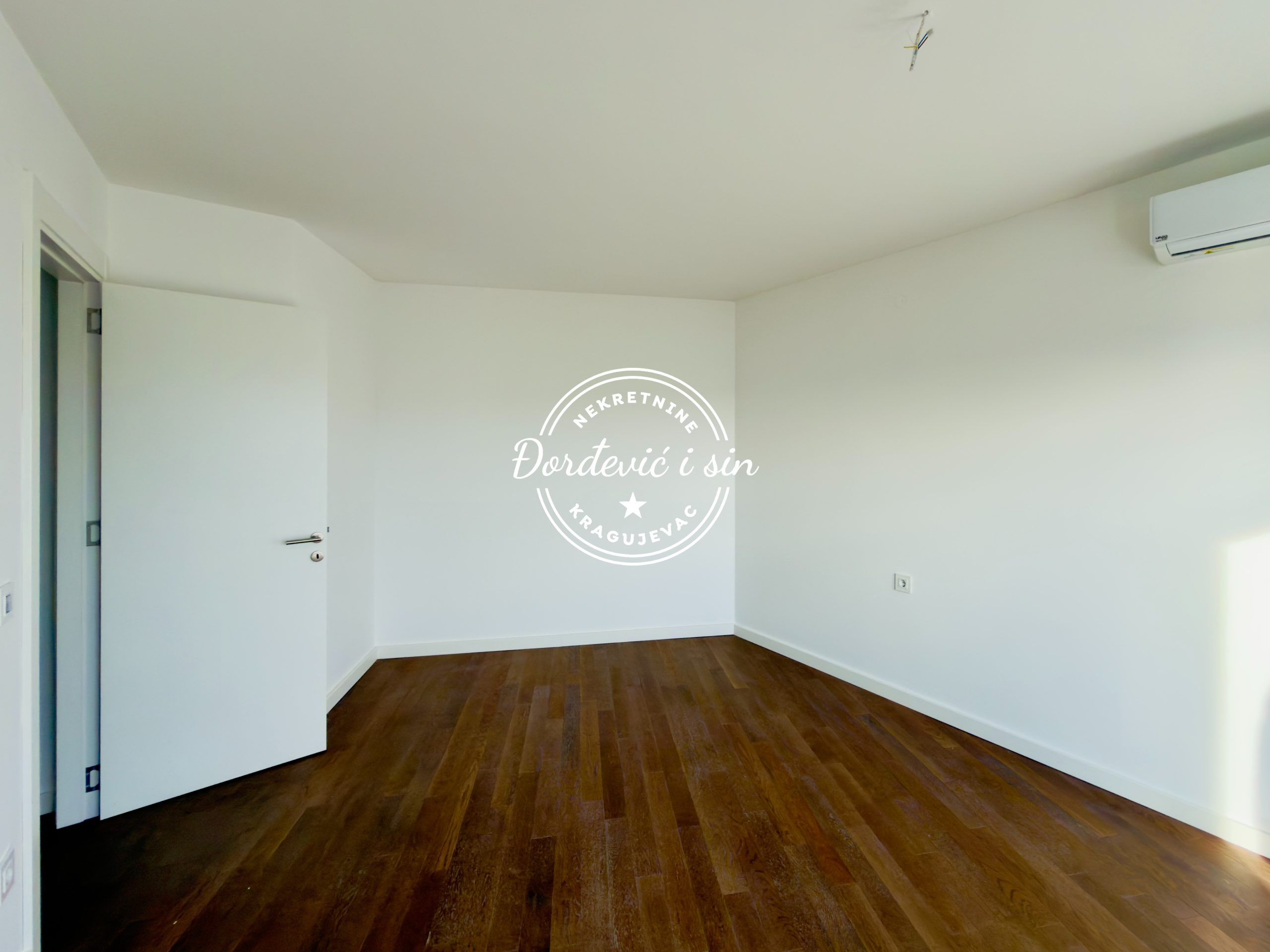 prodaja stanova pent house novogradnja tesla palace kragujevac nekretnine djordjevic i sin 33