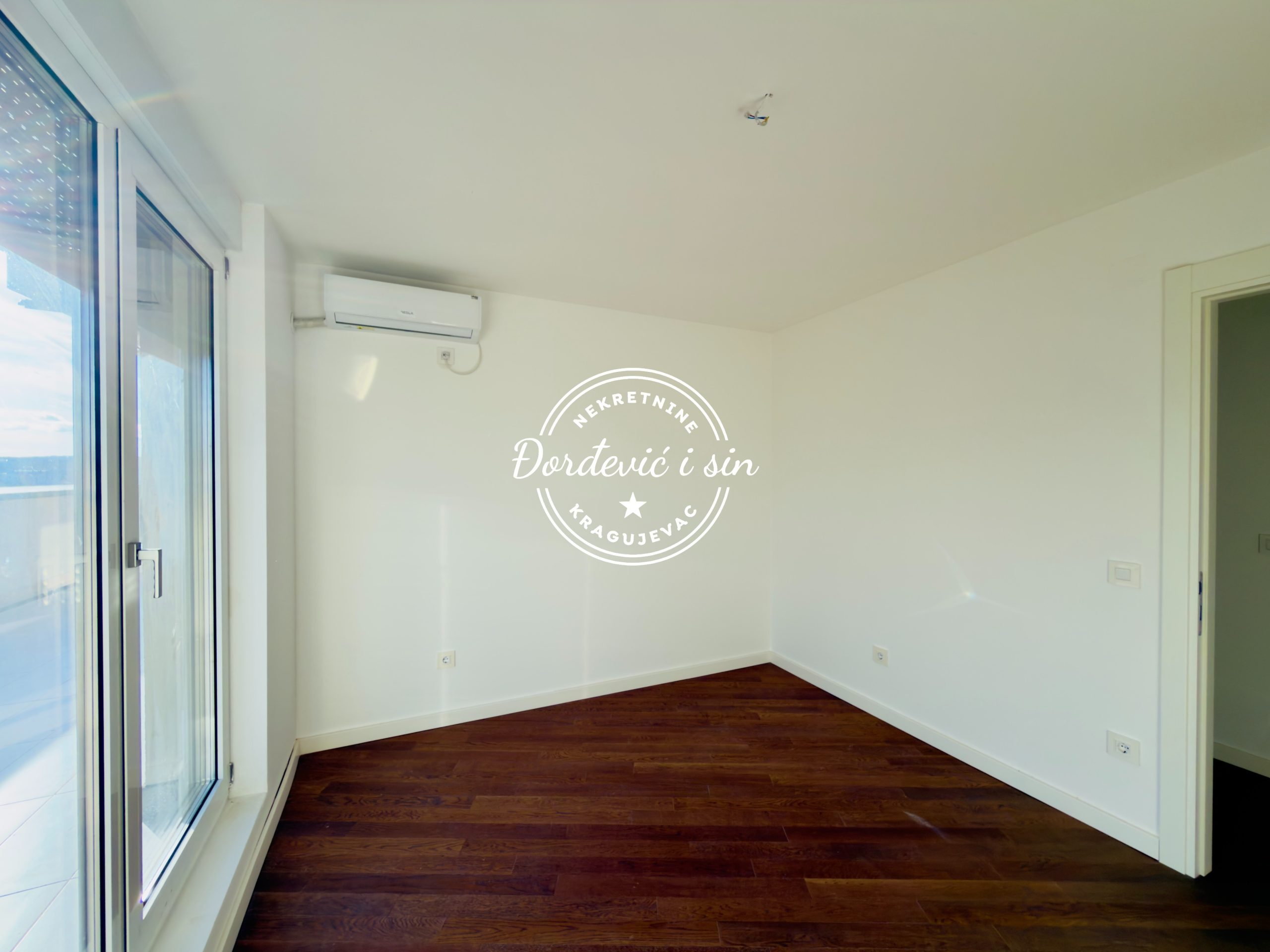 prodaja stanova pent house novogradnja tesla palace kragujevac nekretnine djordjevic i sin 39